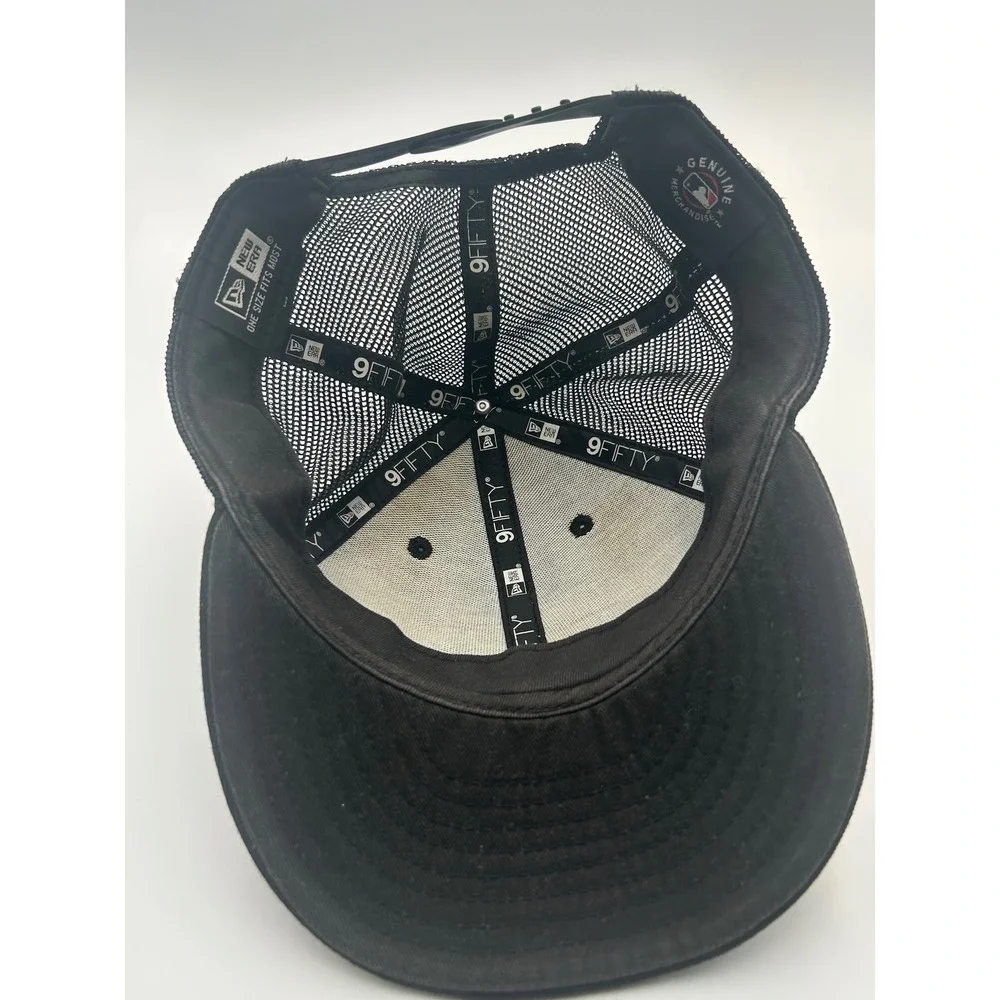 New Era 9FIFTY Minnesota Twins Snapback Hat Black Trucker Mesh MLB Cap B912